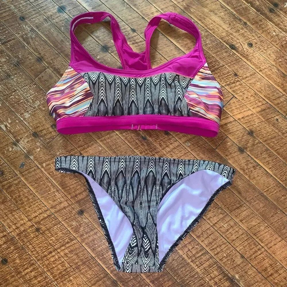 PRana pink & black strappyโsporty S beachy Sakti bikini